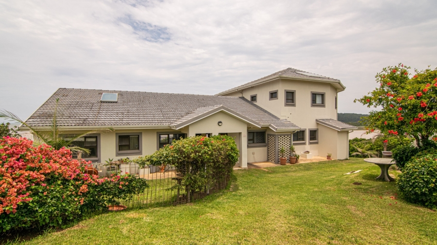 6 Bedroom Property for Sale in Tugela Mouth KwaZulu-Natal
