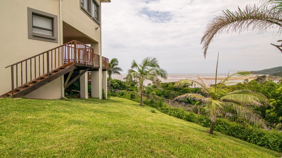 6 Bedroom Property for Sale in Tugela Mouth KwaZulu-Natal
