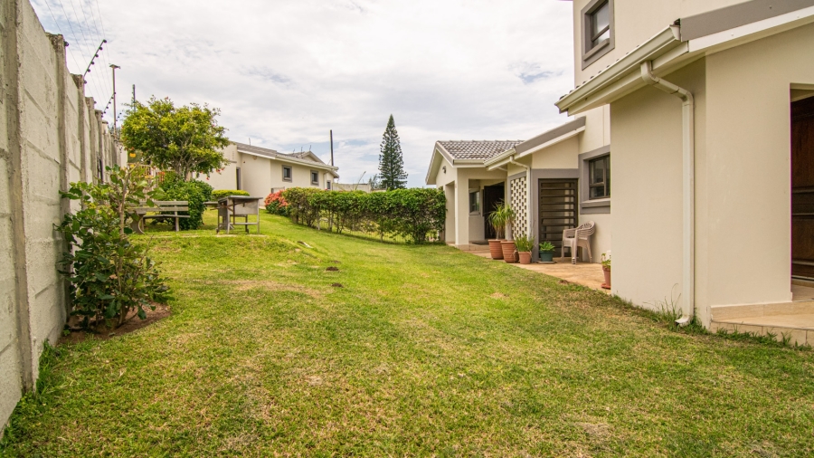 6 Bedroom Property for Sale in Tugela Mouth KwaZulu-Natal