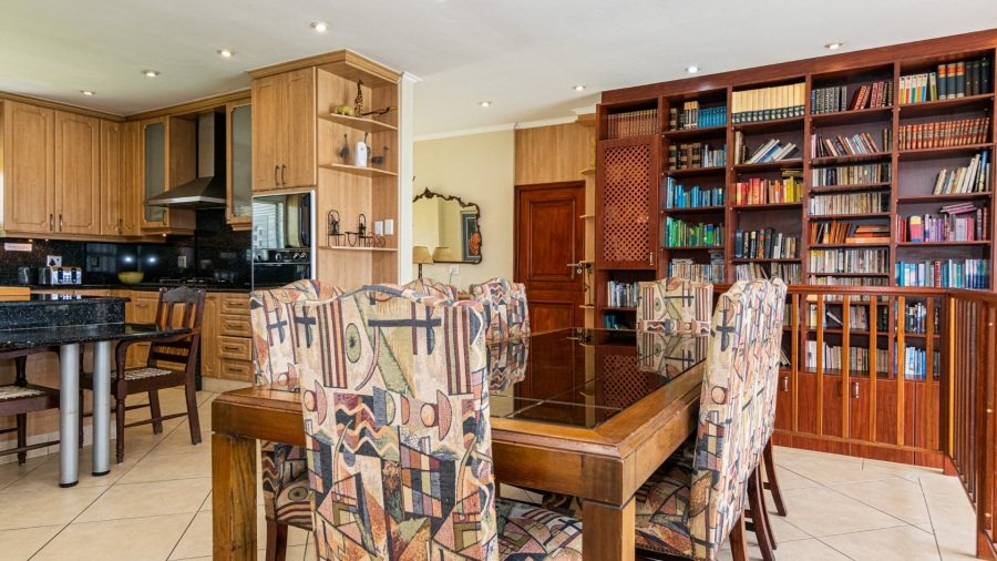 6 Bedroom Property for Sale in Tugela Mouth KwaZulu-Natal