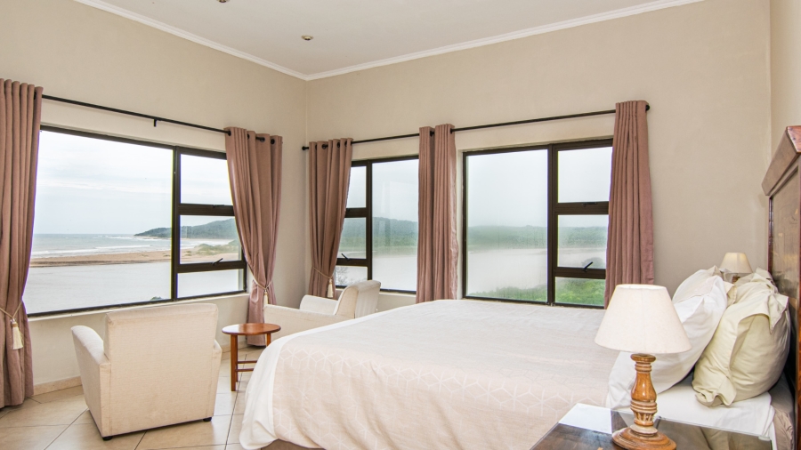6 Bedroom Property for Sale in Tugela Mouth KwaZulu-Natal