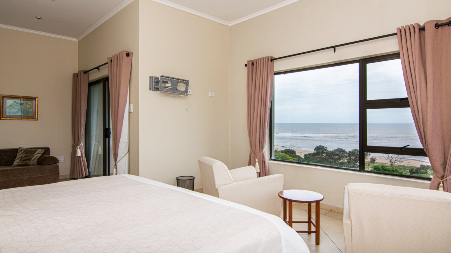 6 Bedroom Property for Sale in Tugela Mouth KwaZulu-Natal