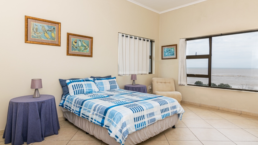 6 Bedroom Property for Sale in Tugela Mouth KwaZulu-Natal