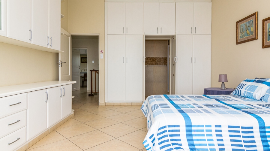 6 Bedroom Property for Sale in Tugela Mouth KwaZulu-Natal