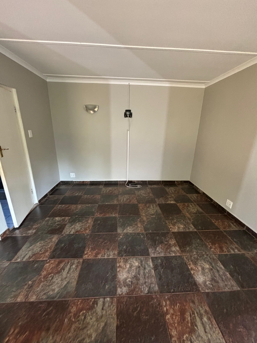 1 Bedroom Property for Sale in Forest Hills KwaZulu-Natal