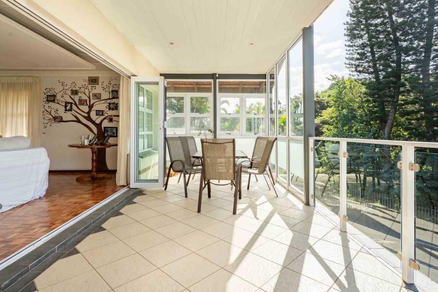4 Bedroom Property for Sale in Amanzimtoti KwaZulu-Natal