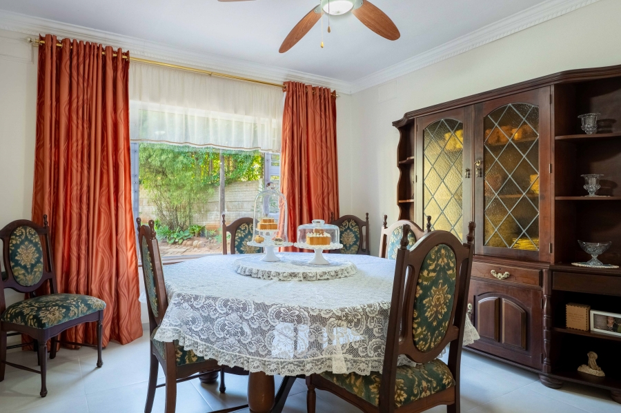 4 Bedroom Property for Sale in Amanzimtoti KwaZulu-Natal