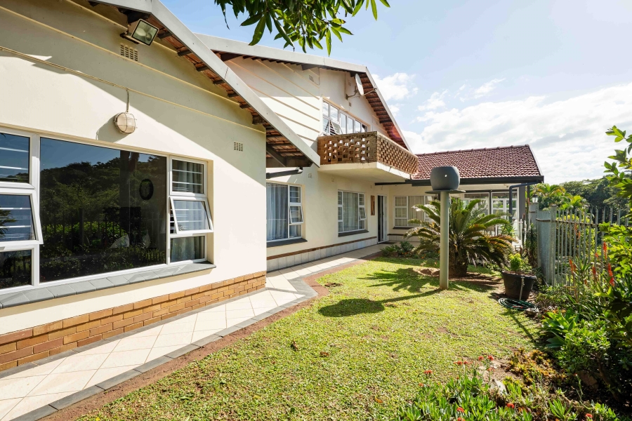 4 Bedroom Property for Sale in Amanzimtoti KwaZulu-Natal