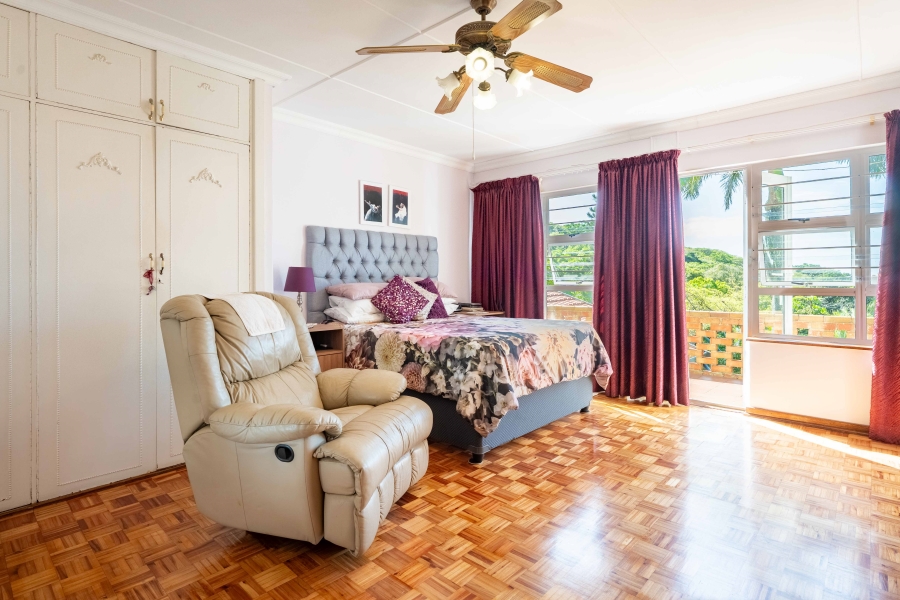 4 Bedroom Property for Sale in Amanzimtoti KwaZulu-Natal