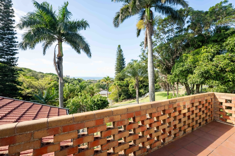 4 Bedroom Property for Sale in Amanzimtoti KwaZulu-Natal