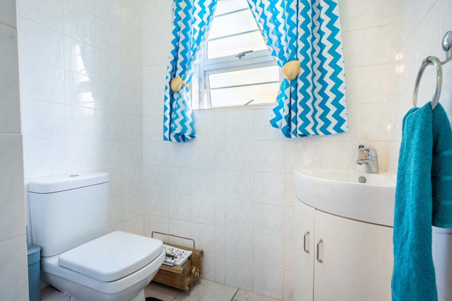 4 Bedroom Property for Sale in Amanzimtoti KwaZulu-Natal