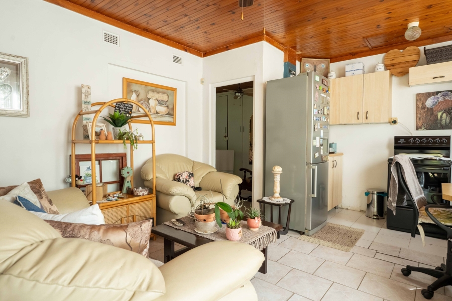 4 Bedroom Property for Sale in Amanzimtoti KwaZulu-Natal