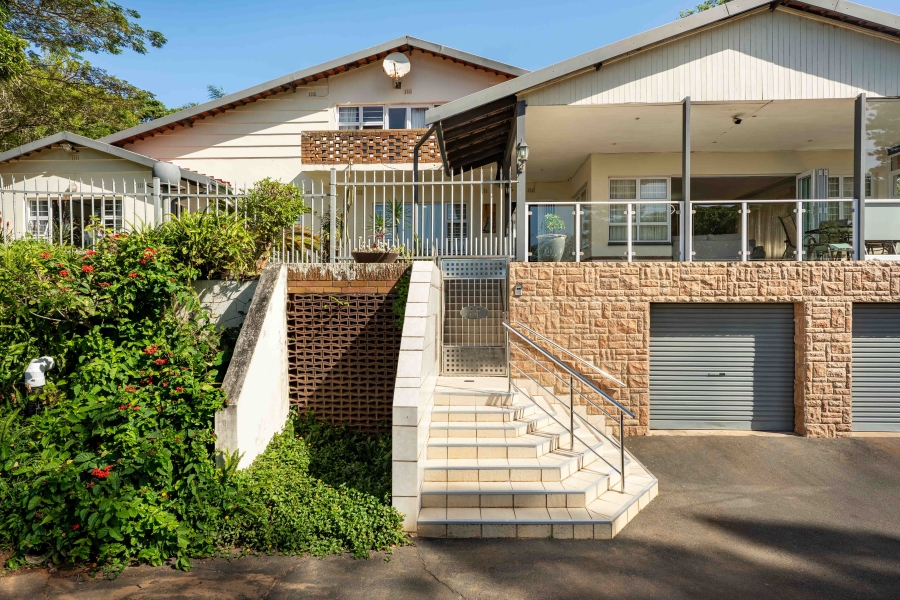 4 Bedroom Property for Sale in Amanzimtoti KwaZulu-Natal
