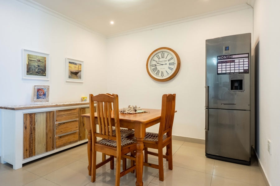 3 Bedroom Property for Sale in Amanzimtoti KwaZulu-Natal