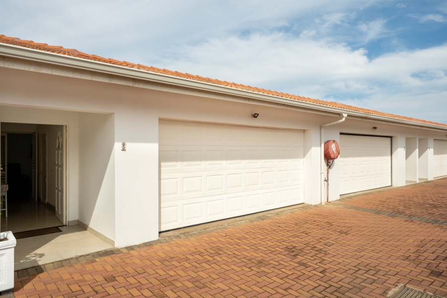 3 Bedroom Property for Sale in Amanzimtoti KwaZulu-Natal