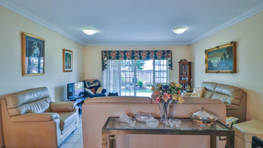 3 Bedroom Property for Sale in Lincoln Meade KwaZulu-Natal