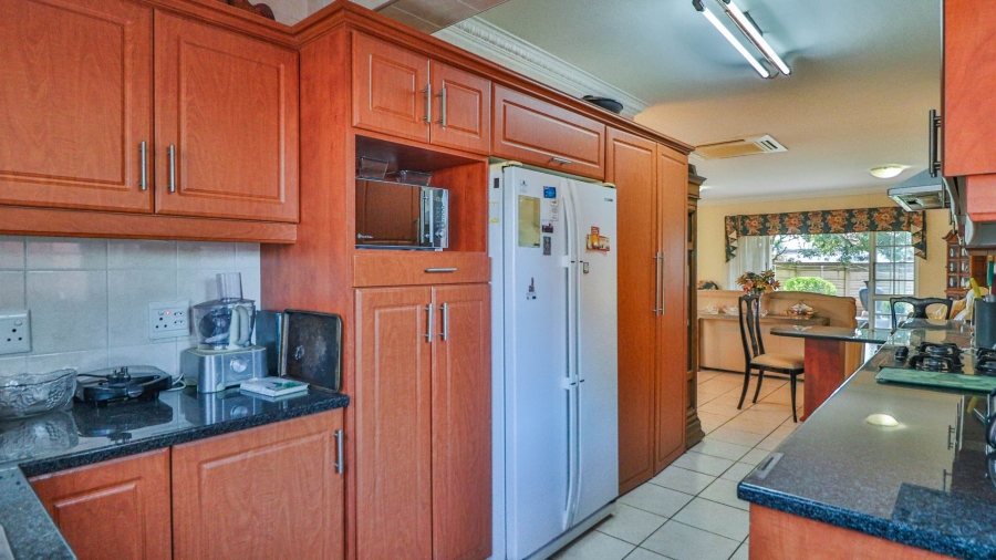 3 Bedroom Property for Sale in Lincoln Meade KwaZulu-Natal