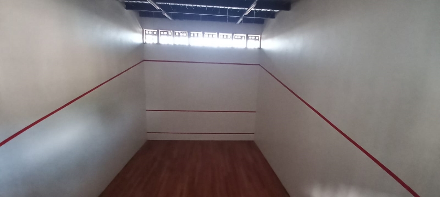 2 Bedroom Property for Sale in Essenwood KwaZulu-Natal