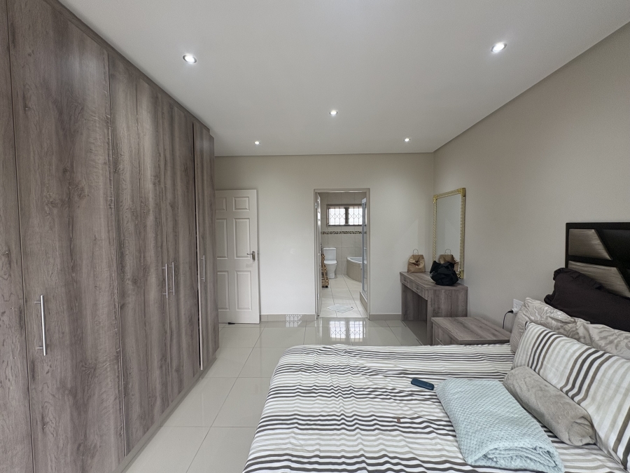 To Let 3 Bedroom Property for Rent in Clayfield KwaZulu-Natal