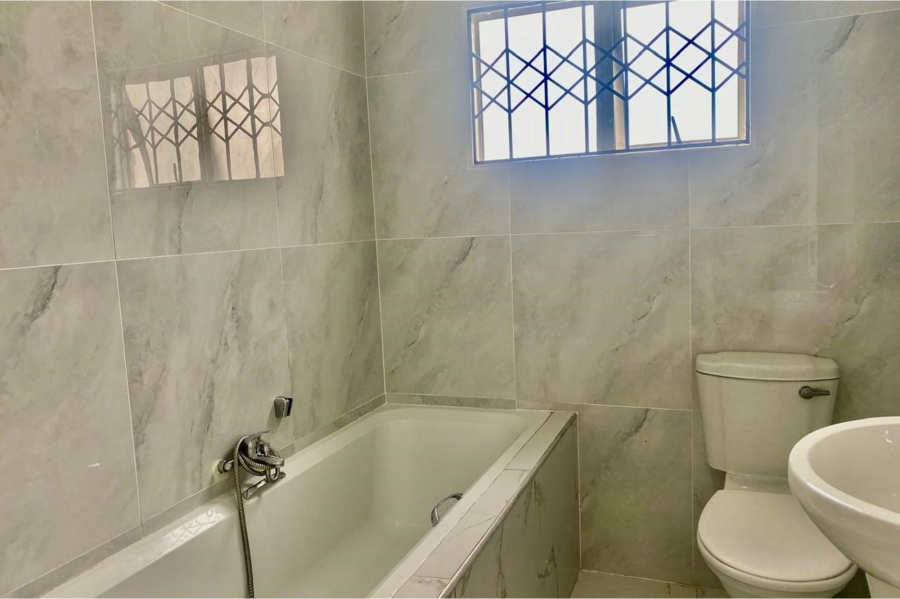 To Let 3 Bedroom Property for Rent in Everest Heights KwaZulu-Natal