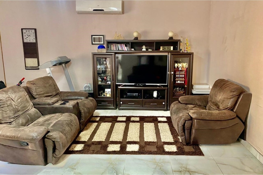 3 Bedroom Property for Sale in Parkgate KwaZulu-Natal