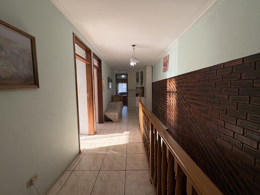 4 Bedroom Property for Sale in Lenham KwaZulu-Natal