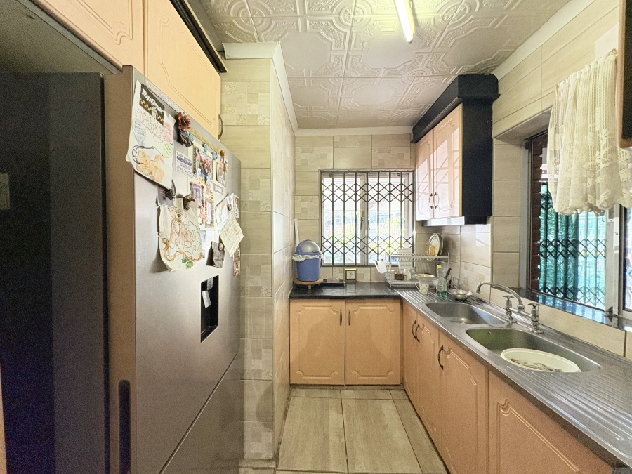 4 Bedroom Property for Sale in Lenham KwaZulu-Natal
