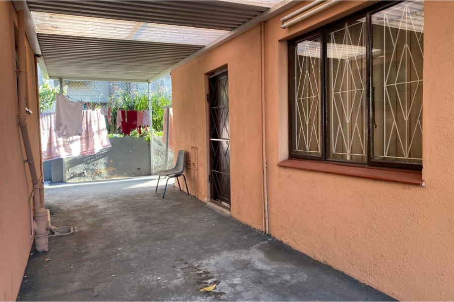 To Let 1 Bedroom Property for Rent in Dawncrest KwaZulu-Natal