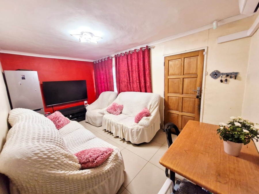 2 Bedroom Property for Sale in Stanmore KwaZulu-Natal