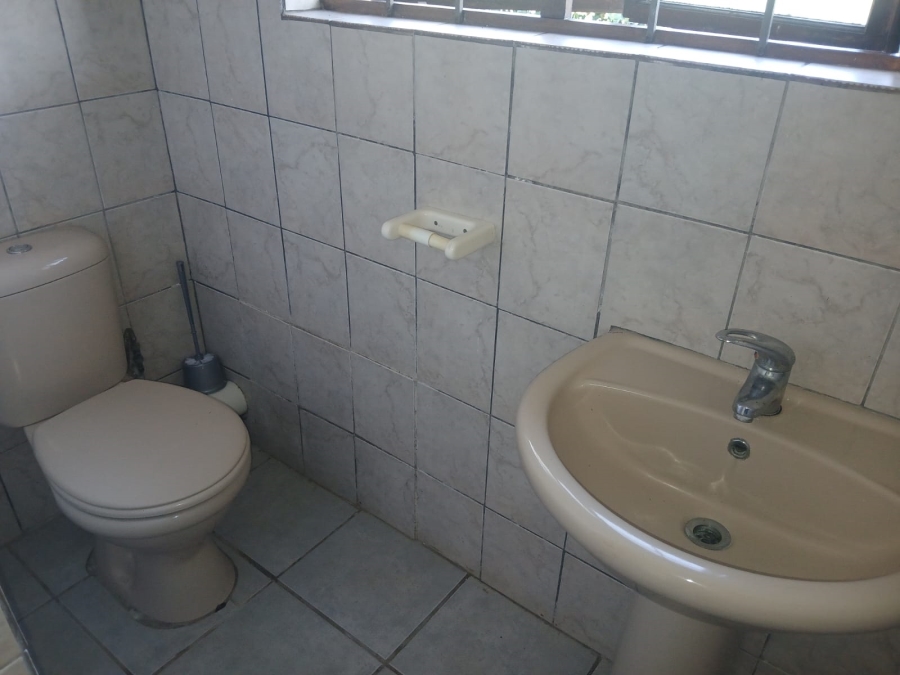 To Let 2 Bedroom Property for Rent in Mtunzini KwaZulu-Natal