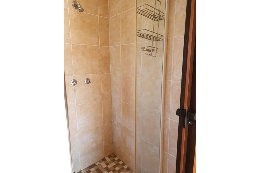 To Let 1 Bedroom Property for Rent in Glen Ashley KwaZulu-Natal
