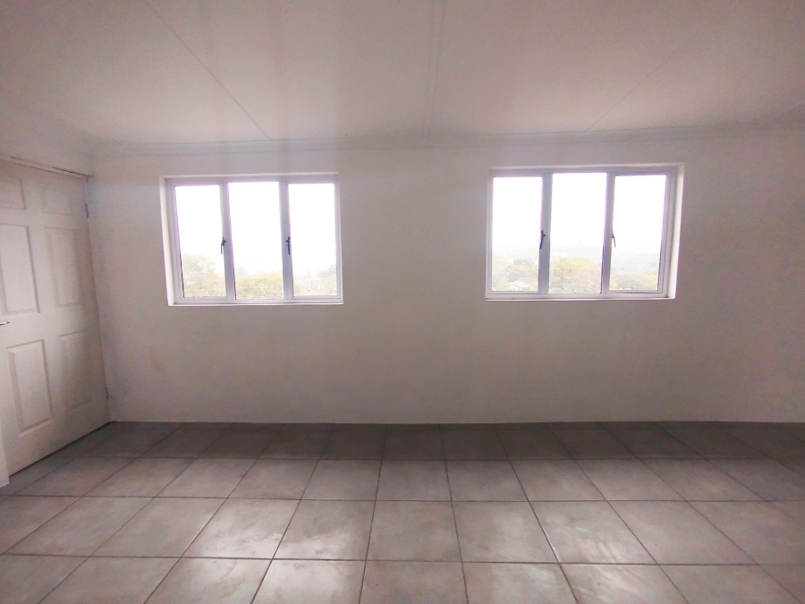 To Let commercial Property for Rent in Moseley Park KwaZulu-Natal