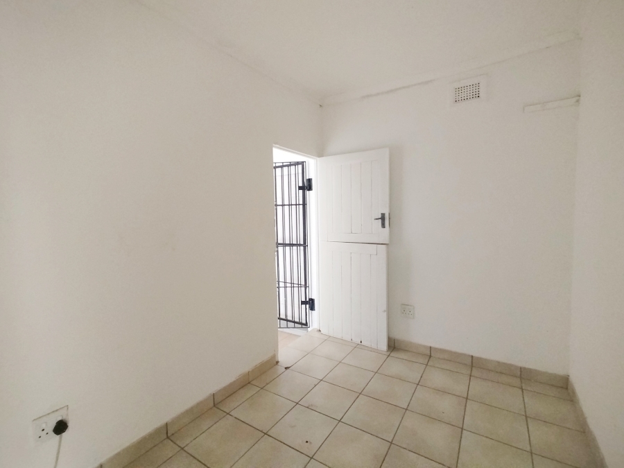To Let commercial Property for Rent in Moseley Park KwaZulu-Natal