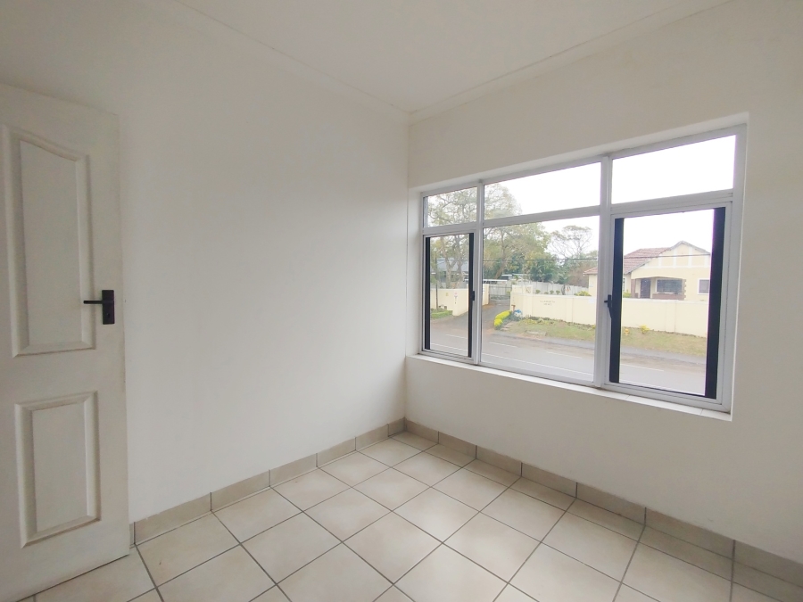 To Let commercial Property for Rent in Moseley Park KwaZulu-Natal