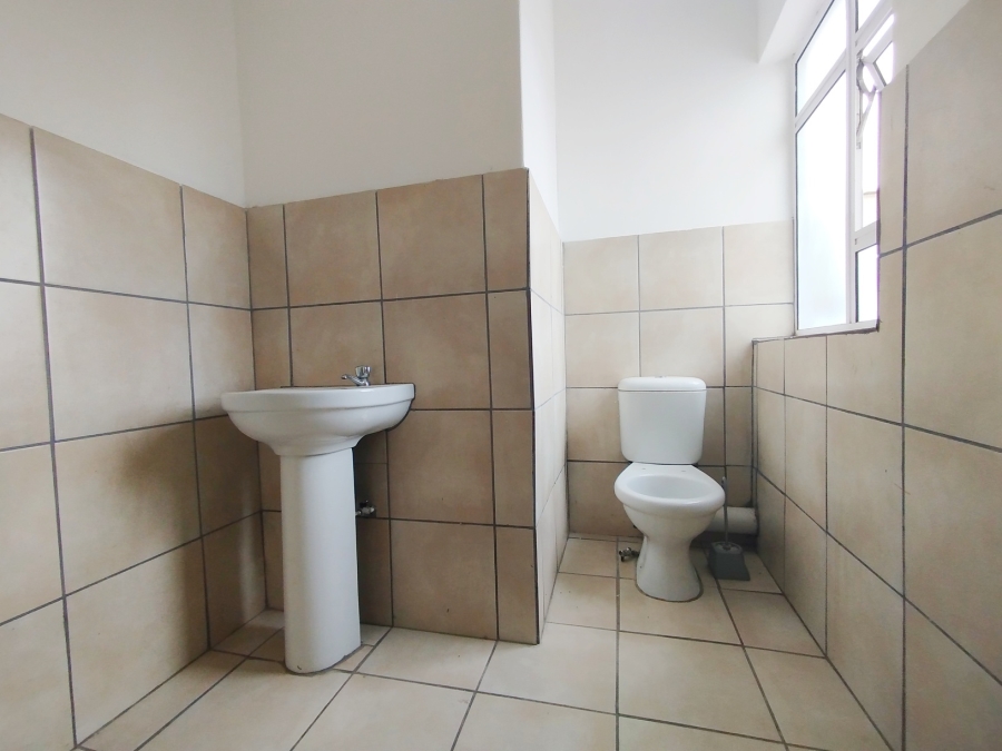 To Let commercial Property for Rent in Moseley Park KwaZulu-Natal
