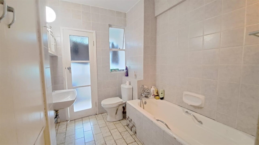 3 Bedroom Property for Sale in Glenwood KwaZulu-Natal