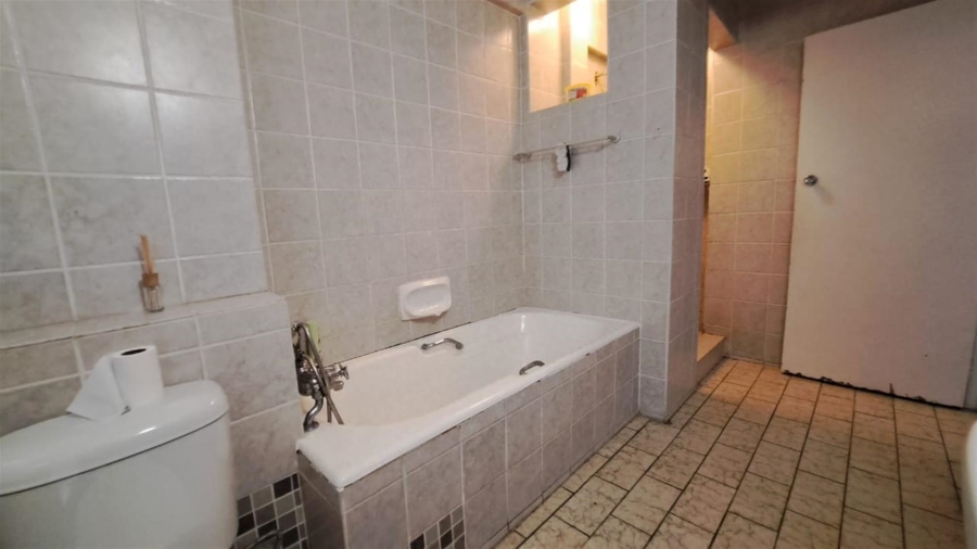 3 Bedroom Property for Sale in Glenwood KwaZulu-Natal