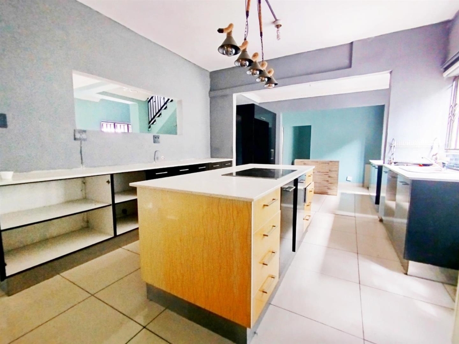 5 Bedroom Property for Sale in Eastbury KwaZulu-Natal