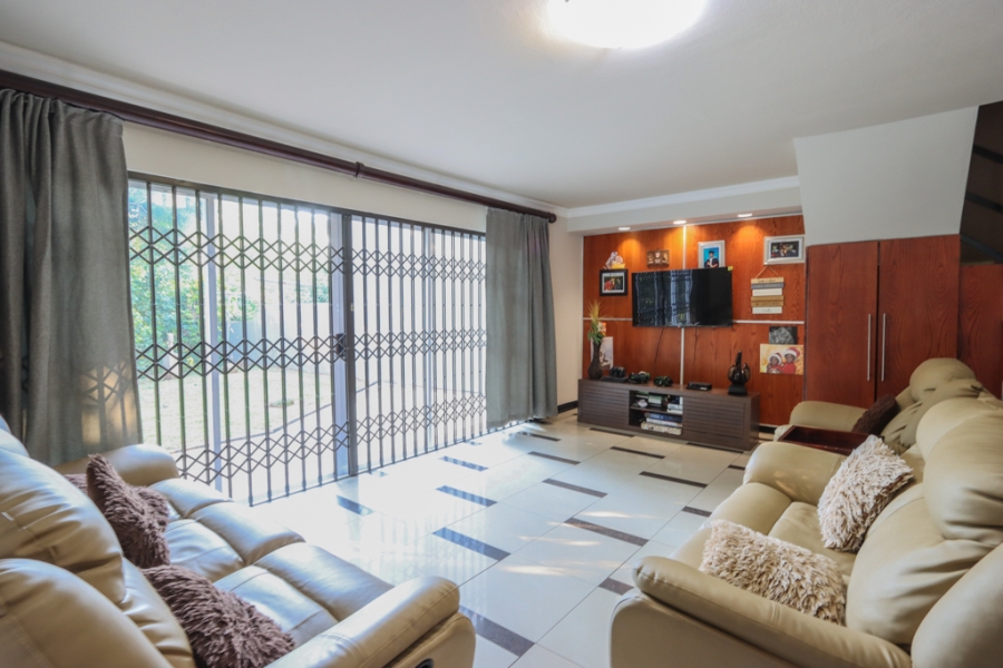 3 Bedroom Property for Sale in Brighton Beach KwaZulu-Natal