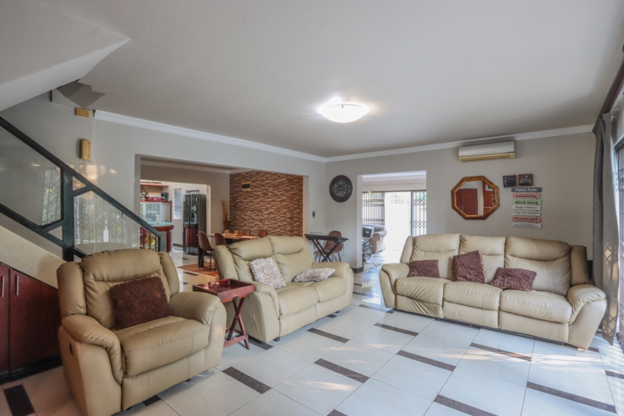 3 Bedroom Property for Sale in Brighton Beach KwaZulu-Natal