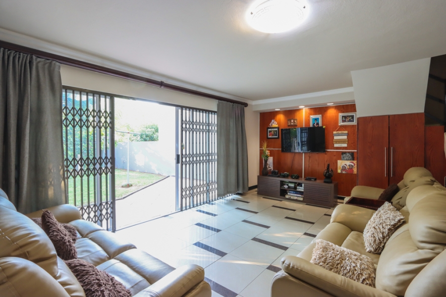 3 Bedroom Property for Sale in Brighton Beach KwaZulu-Natal