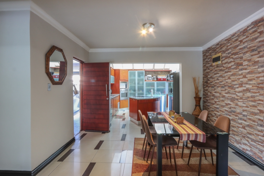 3 Bedroom Property for Sale in Brighton Beach KwaZulu-Natal