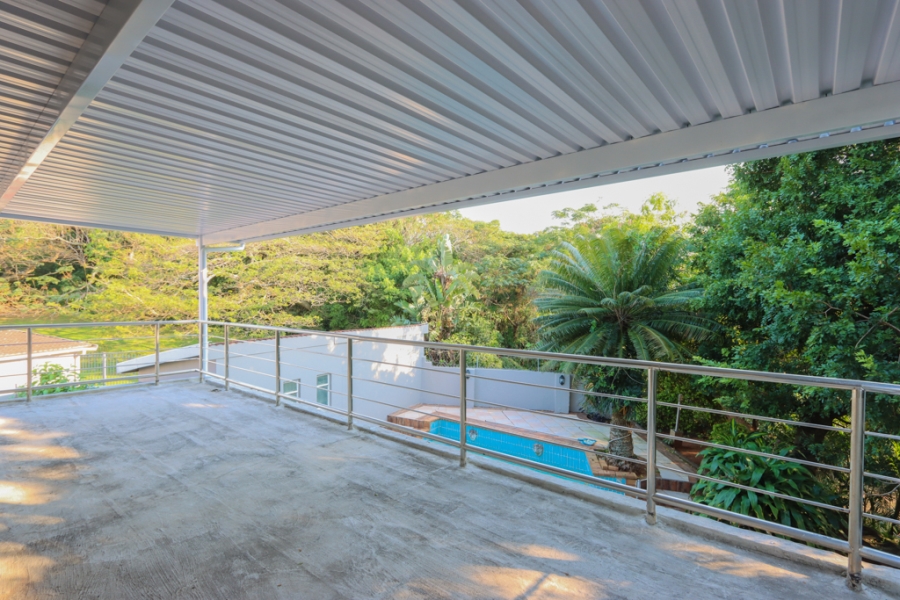 3 Bedroom Property for Sale in Brighton Beach KwaZulu-Natal