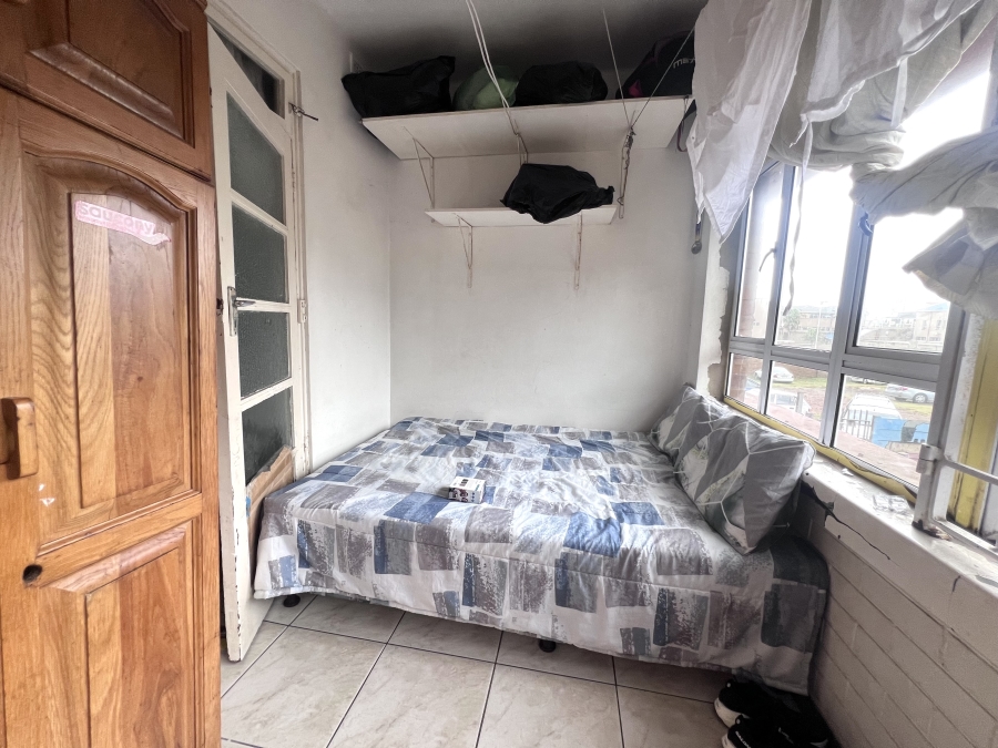 2 Bedroom Property for Sale in Point KwaZulu-Natal