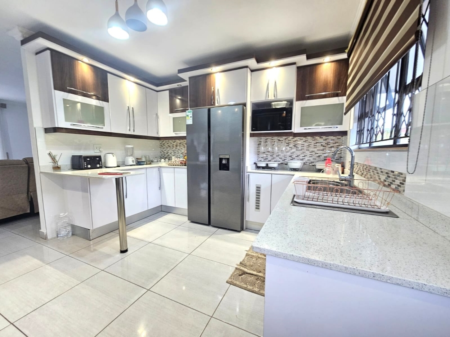 3 Bedroom Property for Sale in Klaarwater KwaZulu-Natal