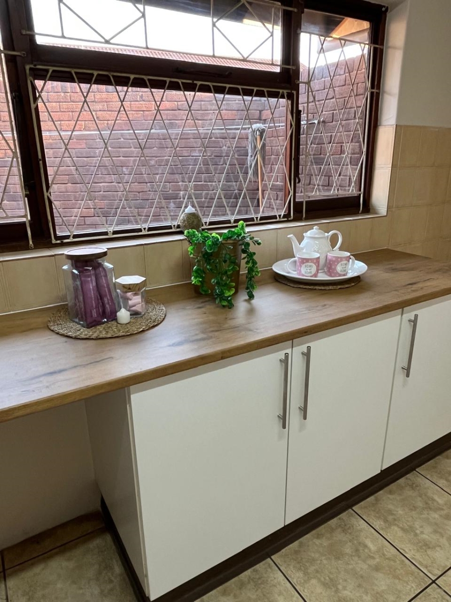 3 Bedroom Property for Sale in Hayfields KwaZulu-Natal