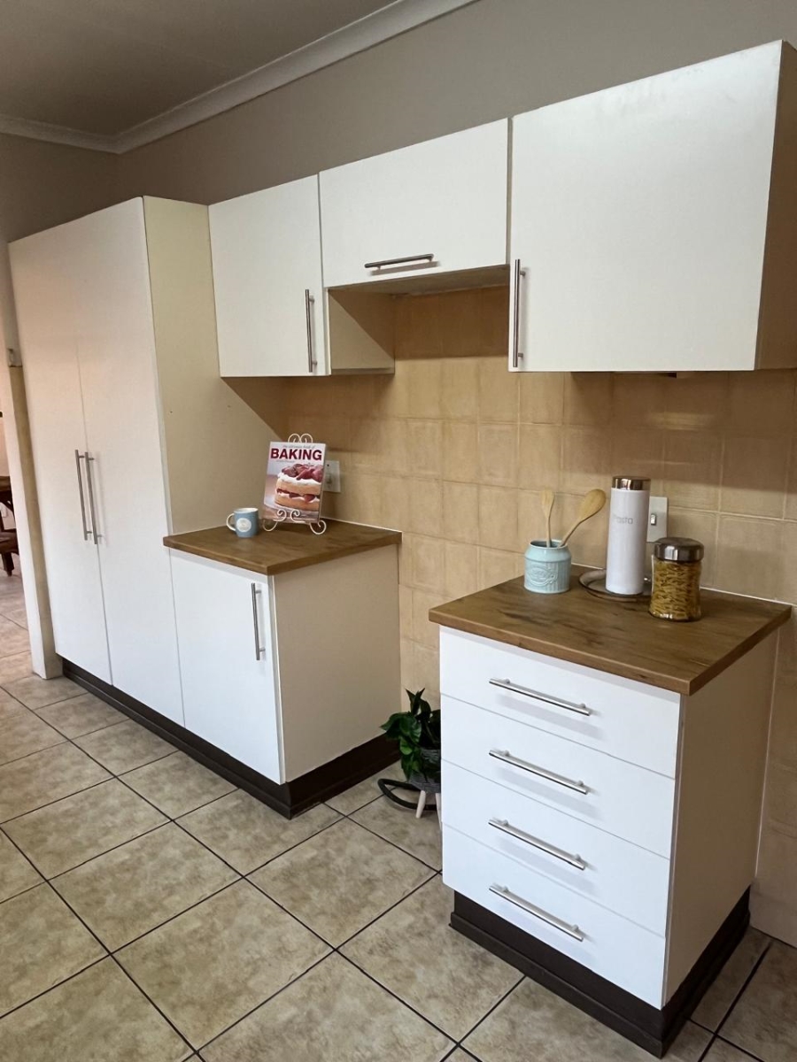 3 Bedroom Property for Sale in Hayfields KwaZulu-Natal