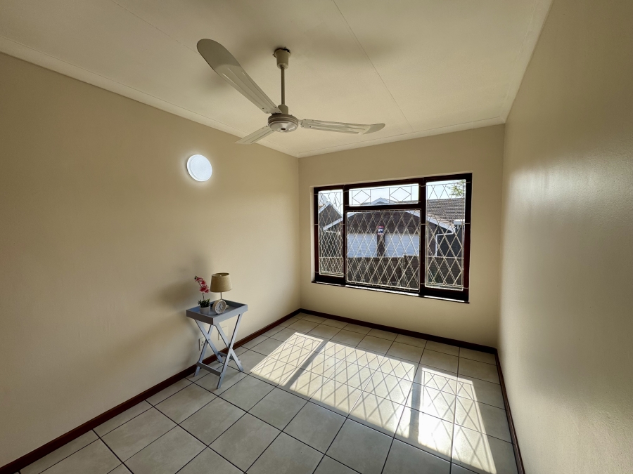 3 Bedroom Property for Sale in Hayfields KwaZulu-Natal