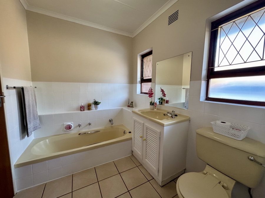 3 Bedroom Property for Sale in Hayfields KwaZulu-Natal