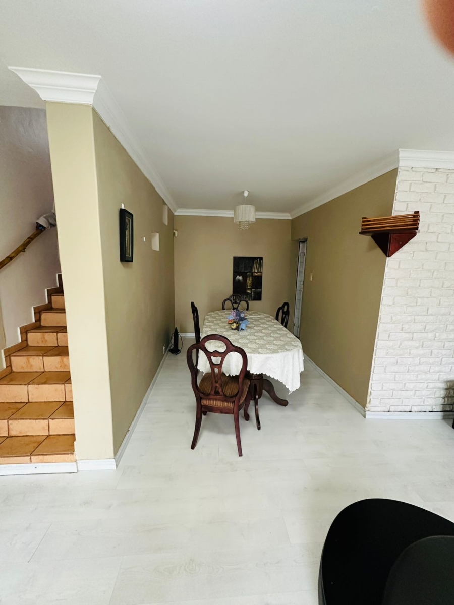 4 Bedroom Property for Sale in Lincoln Meade KwaZulu-Natal
